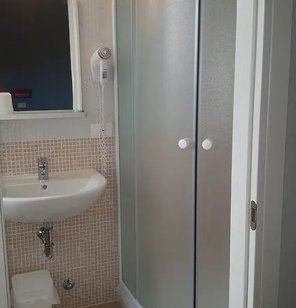 Augustus Hotel 3*