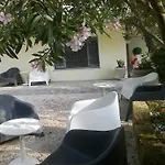 Augustus Hotel