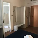Augustus Hotel 3*