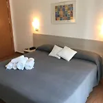 Augustus Hotel 3*