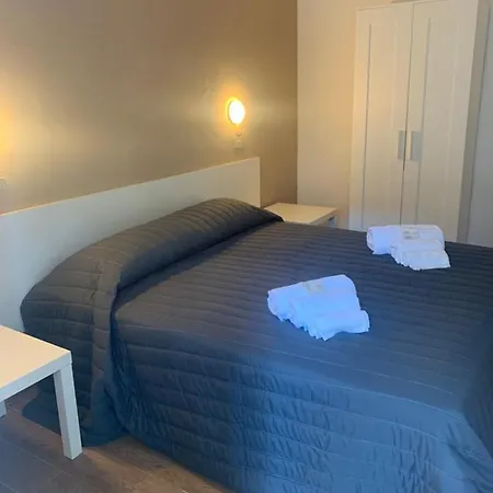 Hotel Augustus 3*