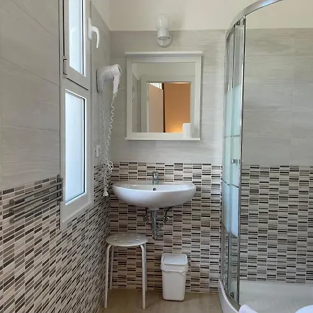 Hotel Augustus 3*