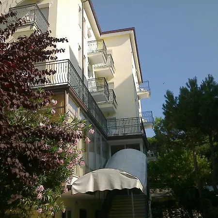 Augustus Μιλάνο Μαριτίμα