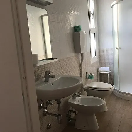 Hotel Augustus 3*