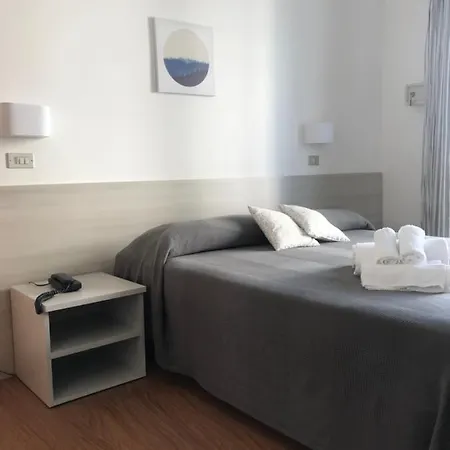 Augustus Hotel