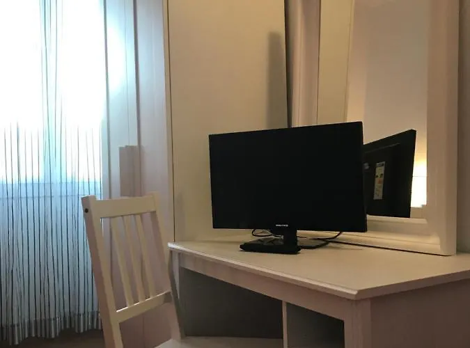 Augustus Hotel 3*