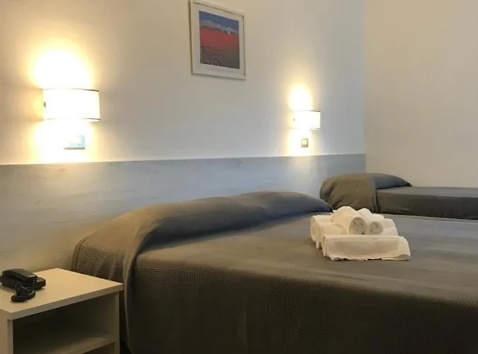 Augustus Hotel 3*